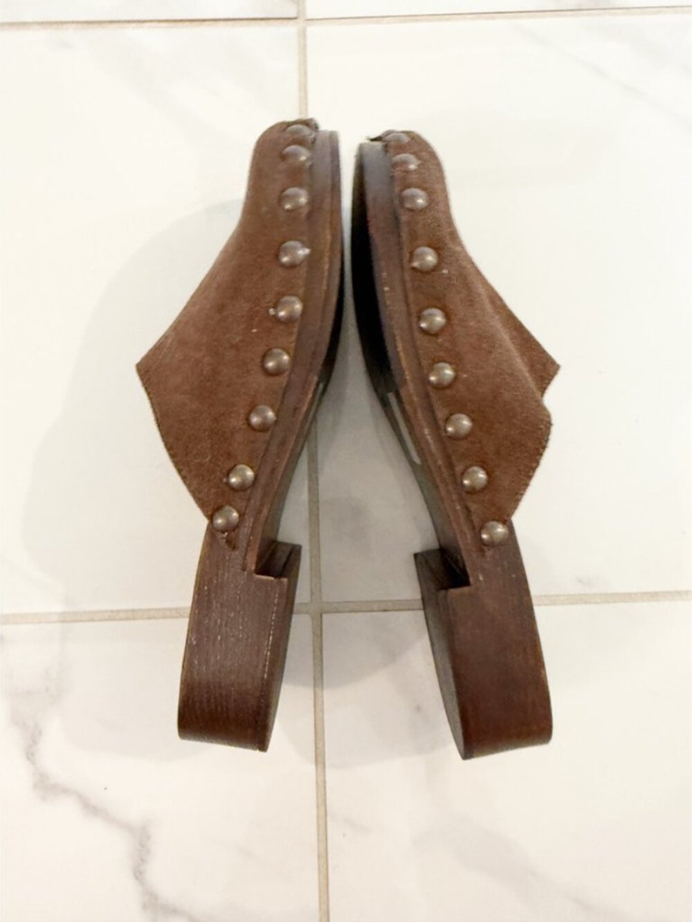 Dolce Vita Alanis Flats Brown Suede Clog - Picture 6 of 14
